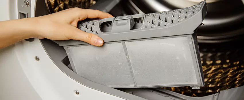 Signs Of A Clogged Dryer Lint Trap in Colesville, Maryland